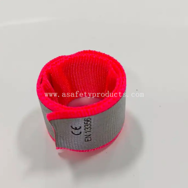 সিলভার রিফ্লেক্টিভ স্ট্রিপ ফিতা ওয়েবিং নাইলন স্ট্র্যাপ